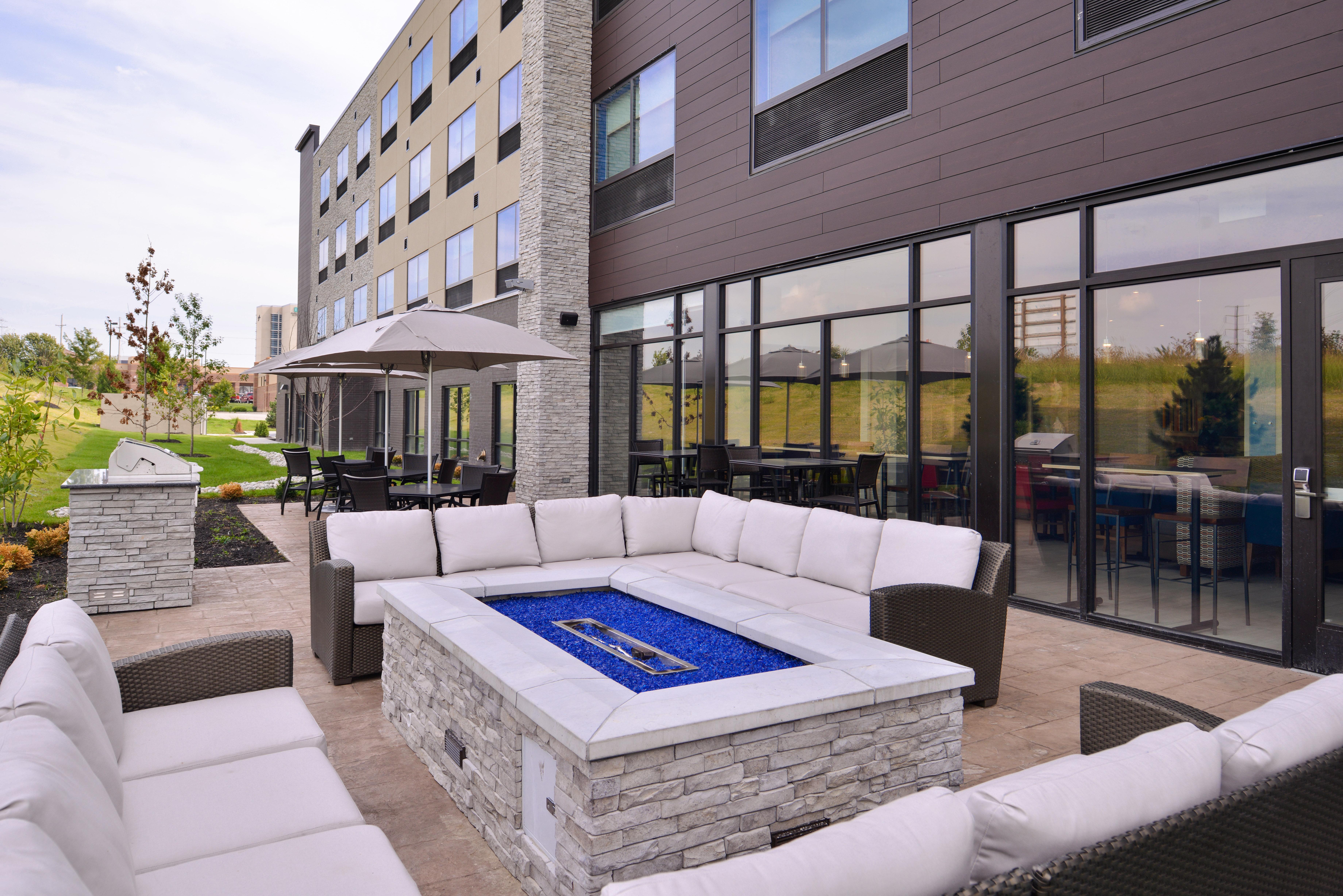 Holiday Inn Express & Suites - Olathe West By Ihg Ngoại thất bức ảnh