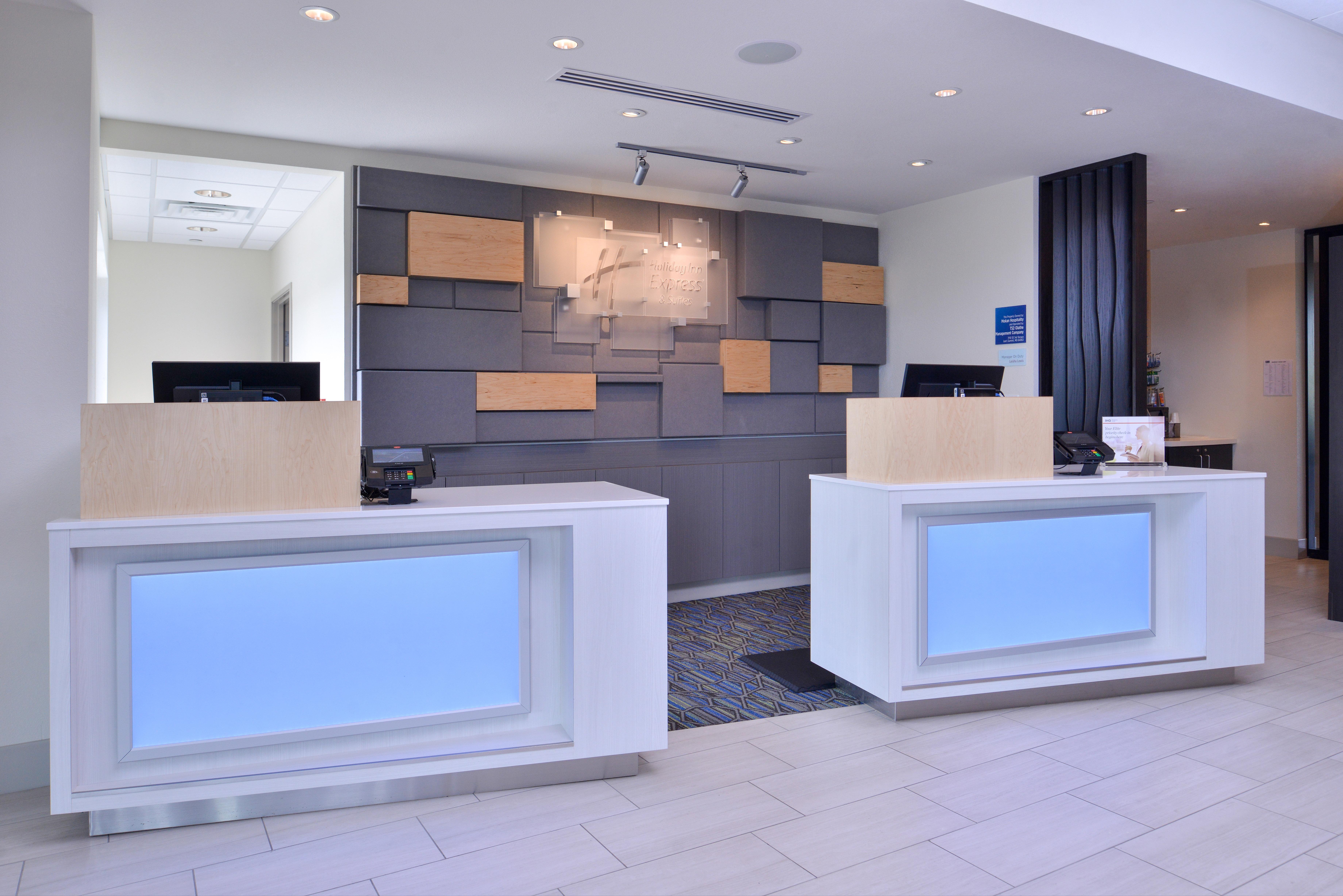 Holiday Inn Express & Suites - Olathe West By Ihg Ngoại thất bức ảnh