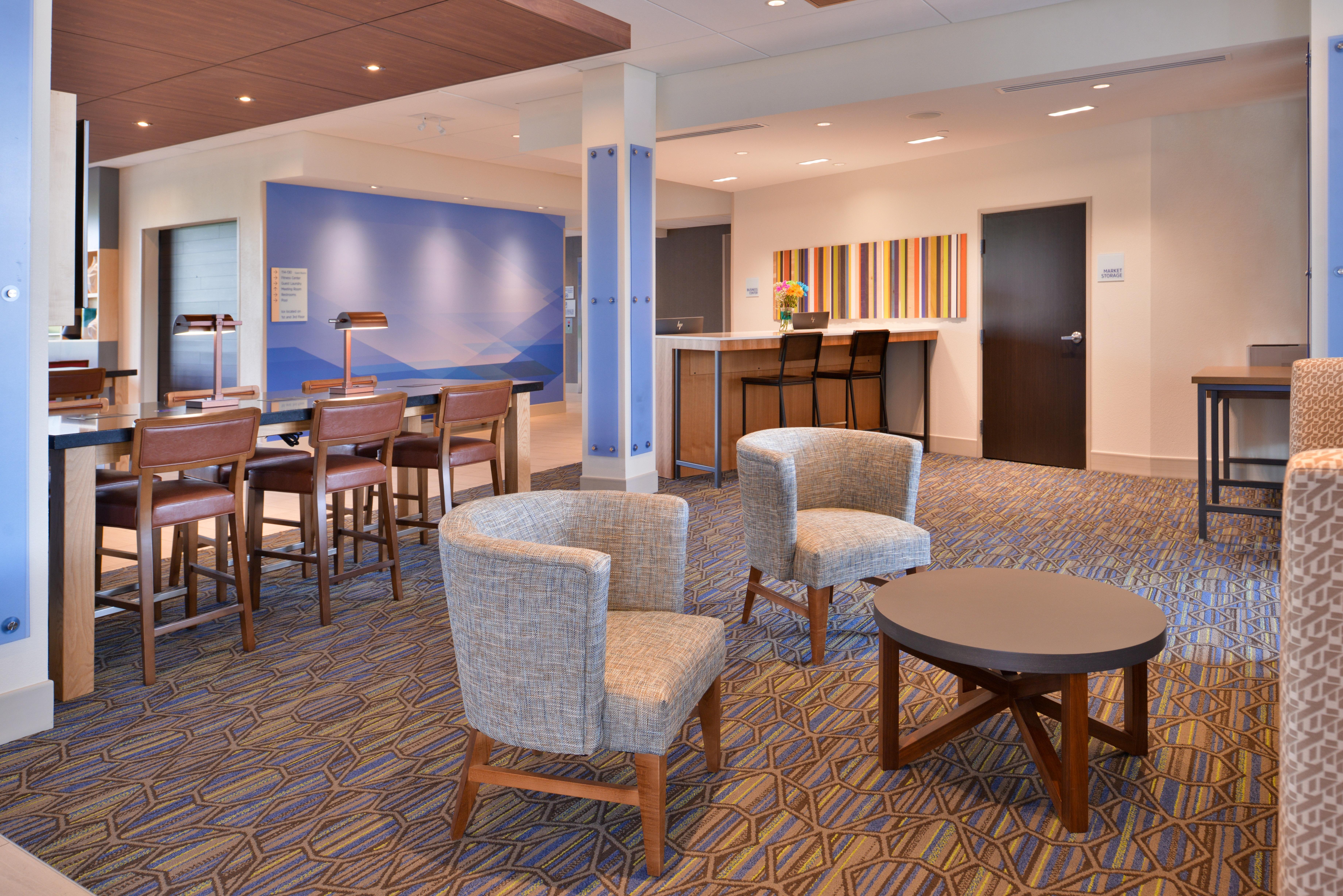 Holiday Inn Express & Suites - Olathe West By Ihg Ngoại thất bức ảnh