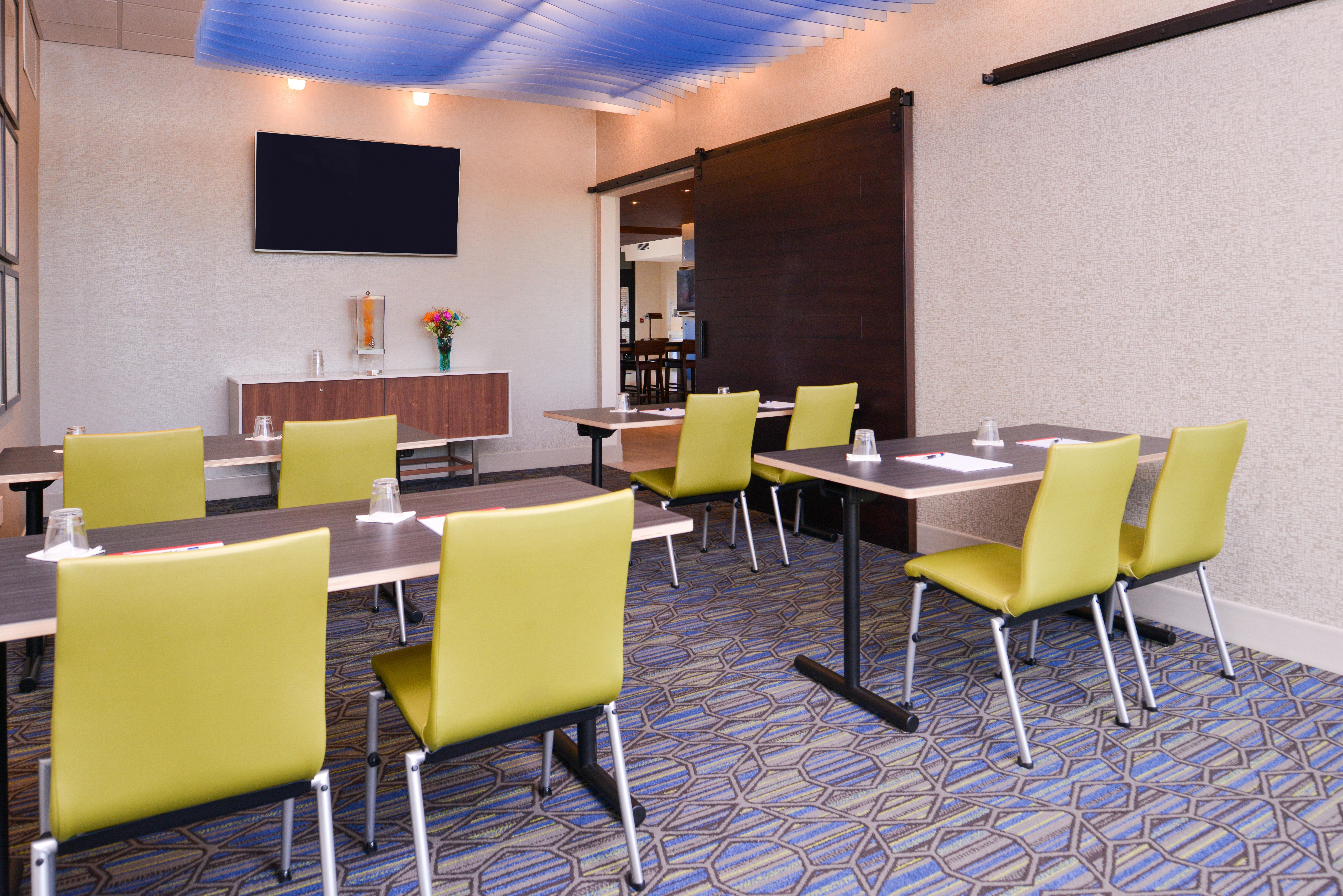 Holiday Inn Express & Suites - Olathe West By Ihg Ngoại thất bức ảnh
